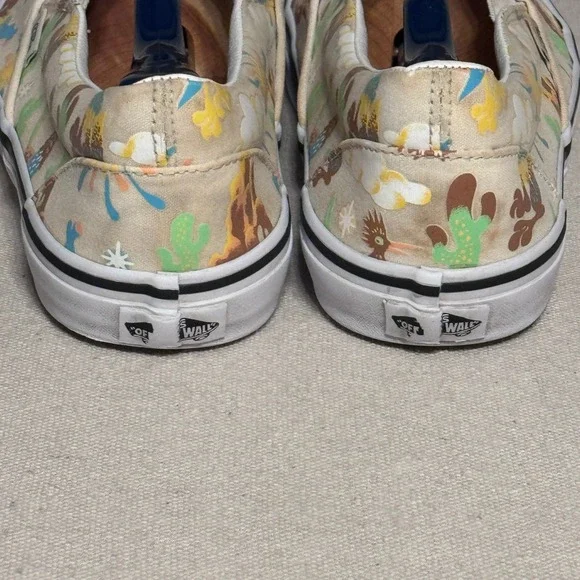 Vans Classic Slip On Desert Roadrunner Cactus Print Sneakers Mens 11.5 Womens 13 - Picture 3 of 9